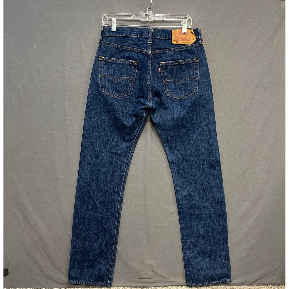 Levi's 501 Original Fit Jeans Men 30x32 Dark Wash Blue Button Fly Denim - Picture 2 of 11